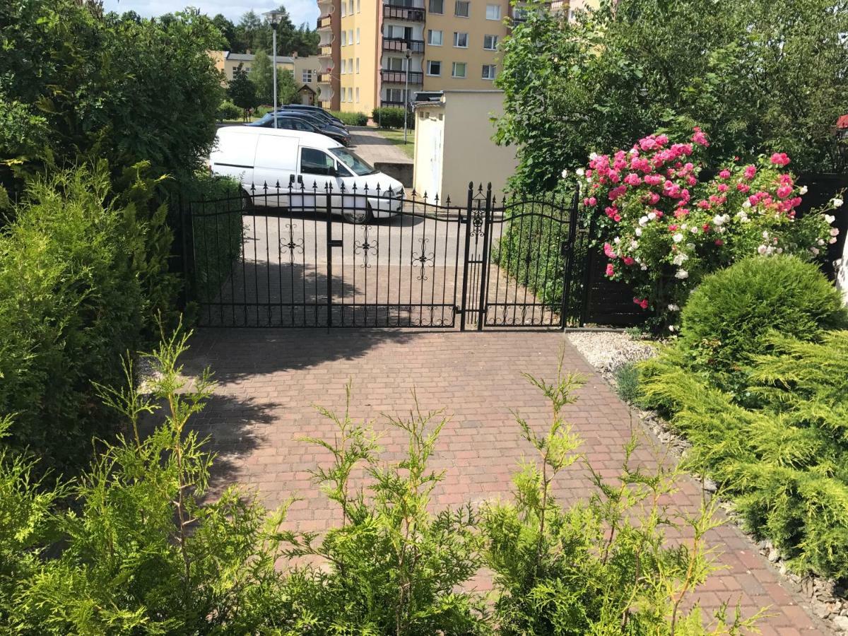 Apartament Lazur Pila Exterior photo